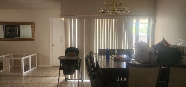 Foto del edificio - 10701 Key Lime Way
