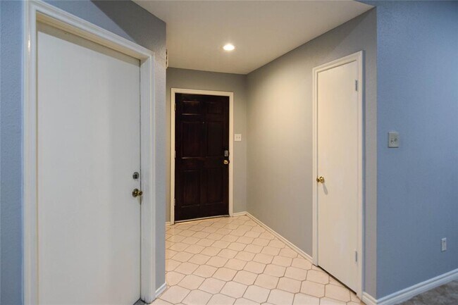 Foto del edificio - 19926 Big Timber Dr