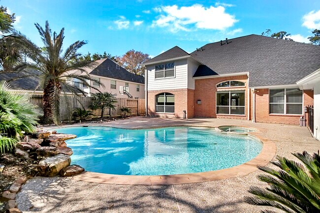 Foto del edificio - 803 Chisel Point Dr