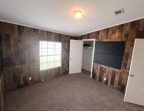 Building Photo - 8730 FM 646 Rd