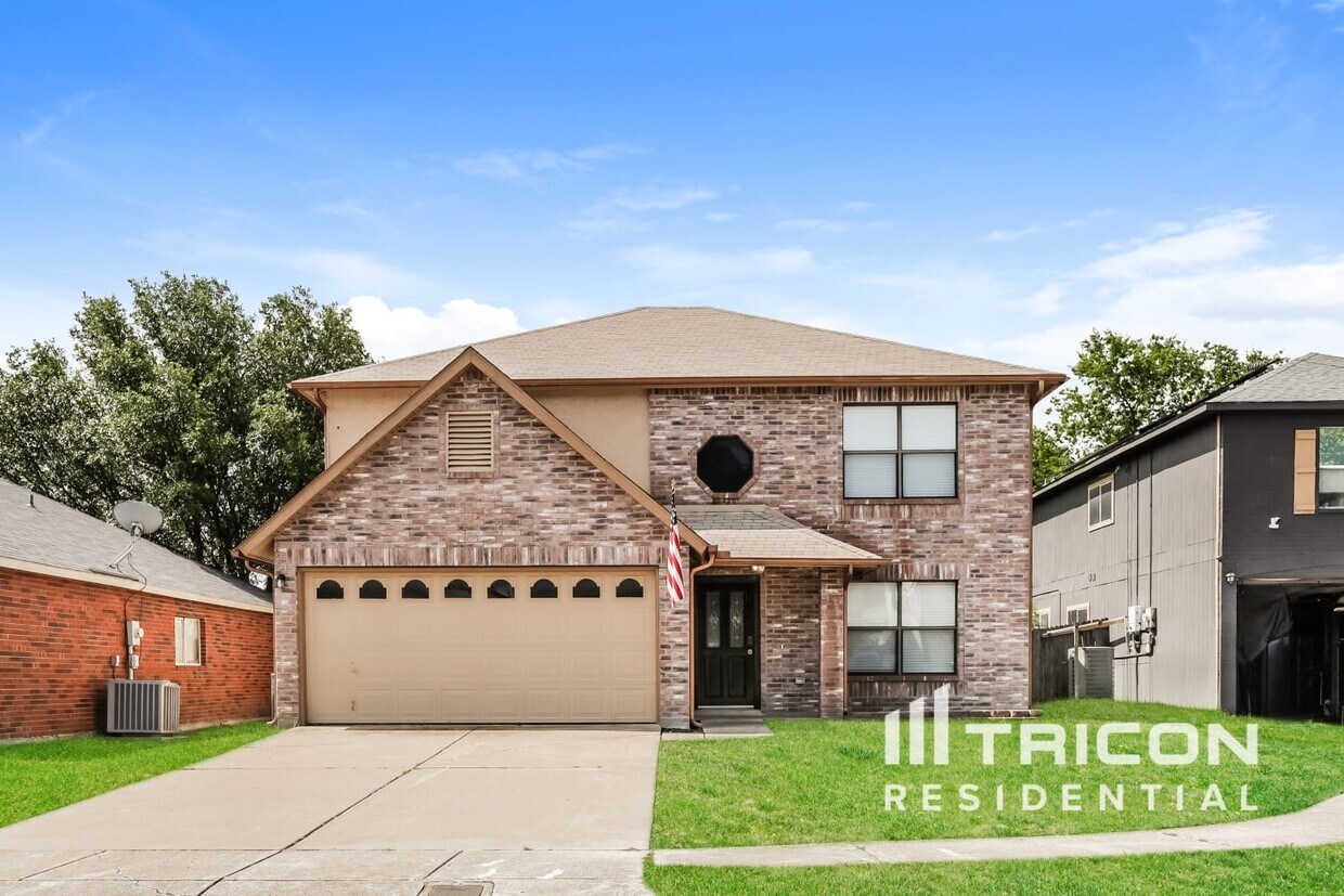 Foto principal - 10129 Chapel Hill Ct