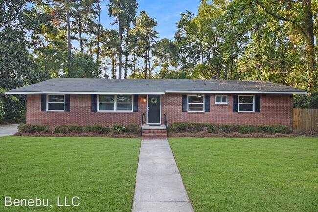 Building Photo - 3 br, 2 bath House - 566 Martin Lane