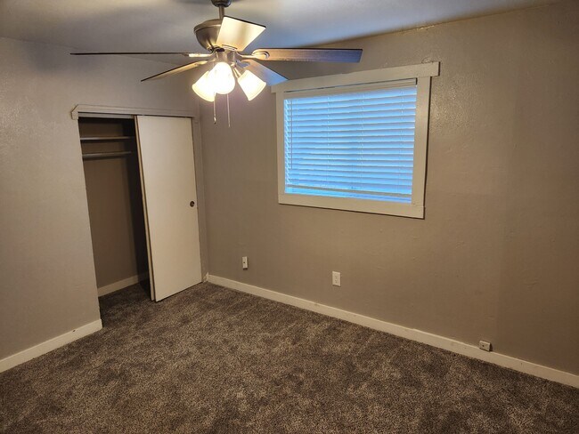 Foto del edificio - 6690 E 63rd Pl