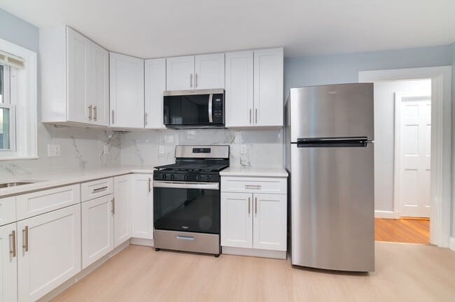 Foto del edificio - 7 Langley Cir