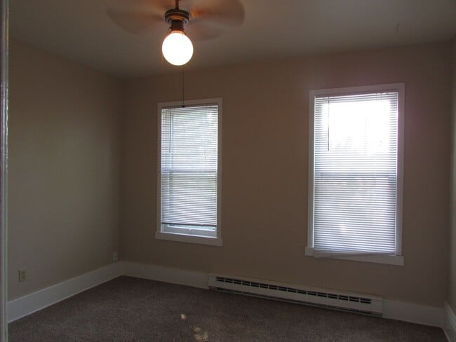 Building Photo - 2065 Winnebago St