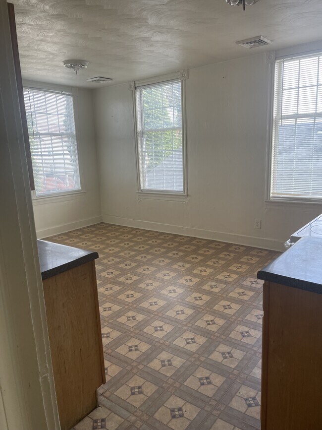 Foto del edificio - 804 E 26th St