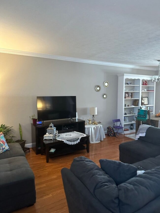 Foto del edificio - Stylish Townhome for Rent  Near the Heart ...