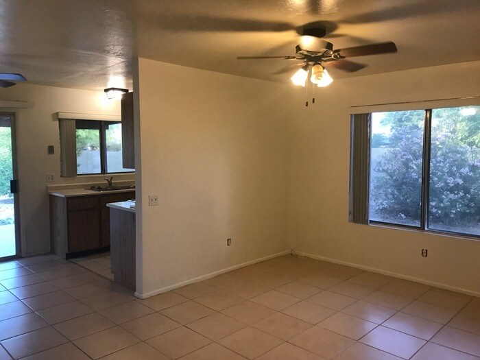 Building Photo - Great North Phoenix Location