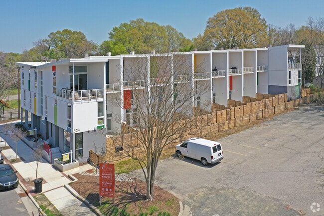 Building Photo - Eleven at 524 North Mangum