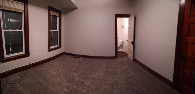 Building Photo - 14918 Clifton Blvd
