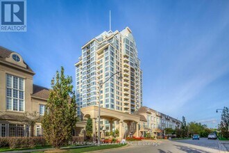 Building Photo - 8 Rean Dr