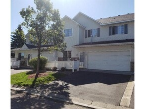 Building Photo - 3183 Juniper Ln