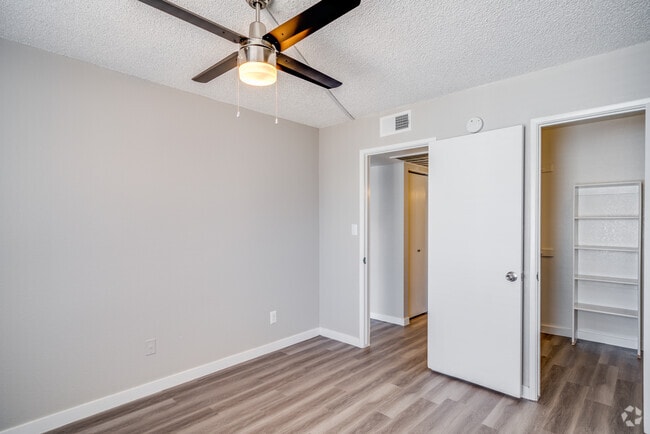 1 BR, 1 BA - 688SF - Saltéra Apartments