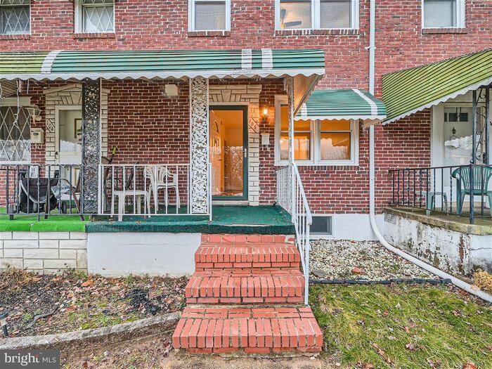 Primary Photo - 2 Bedroom Townhome with Finished Basement