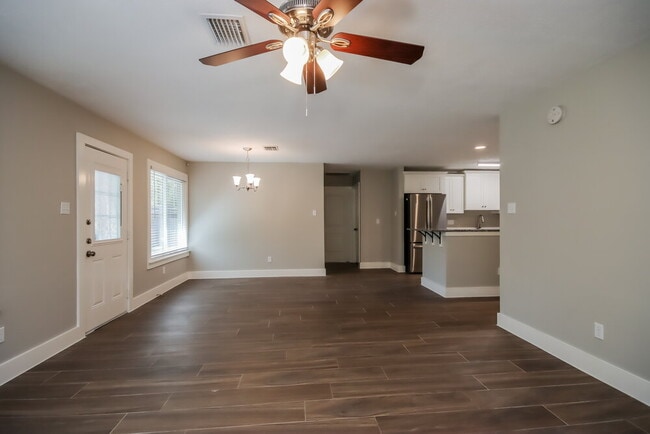 Building Photo - 18154 Windy Oaks Ct