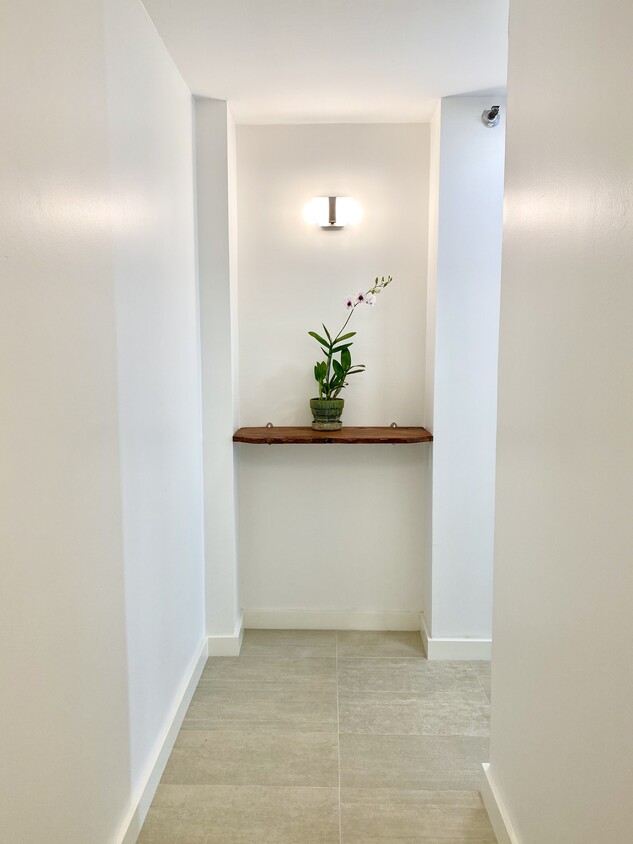Entry - 322 Aoloa St