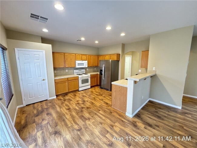 Building Photo - 228 Friendly Ct