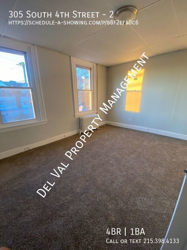 Foto del edificio - Renovated 2nd Floor 4-Bdrm Apartment for R...
