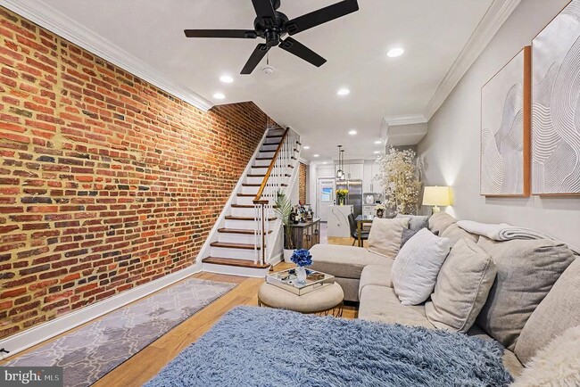 Foto del edificio - 443 S Robinson St