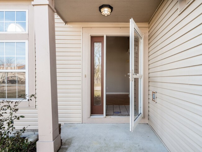 Building Photo - 5919 Northcliff Blvd