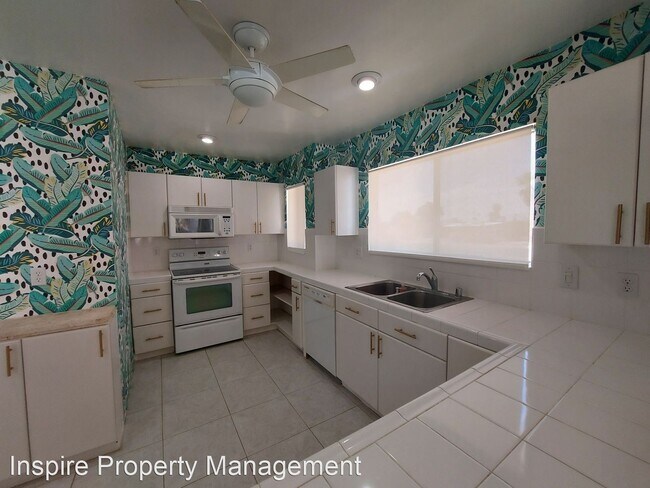 Building Photo - 4 br, 2 bath House - 74405 Cottonwood Drive