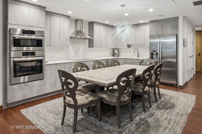 Foto del edificio - 675 N McClurg Ct