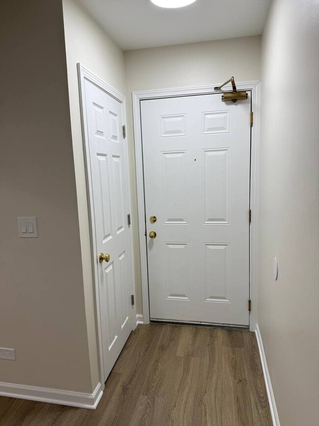 Foto del edificio - 209 Glengarry Dr