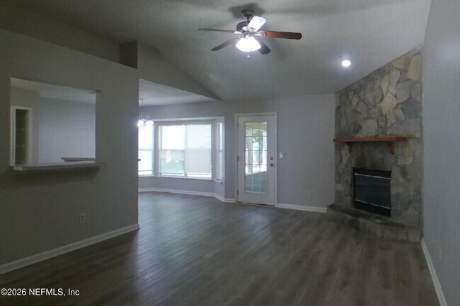 Foto del edificio - 3224 Bliss Rd