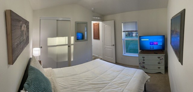 Foto del edificio - 540 Macgregor Rd