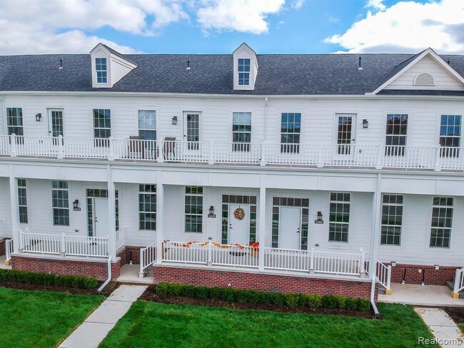Foto del edificio - 53462 Champlain St