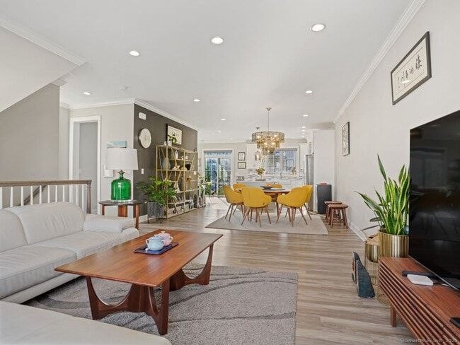 Foto del edificio - 22 Brentwood Cir