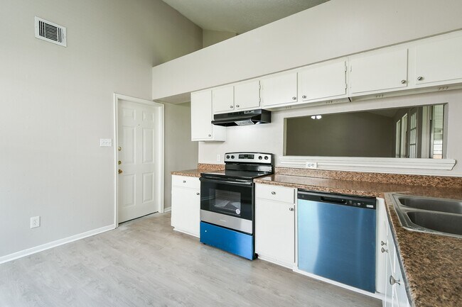 Building Photo - 4018 Adonis Dr