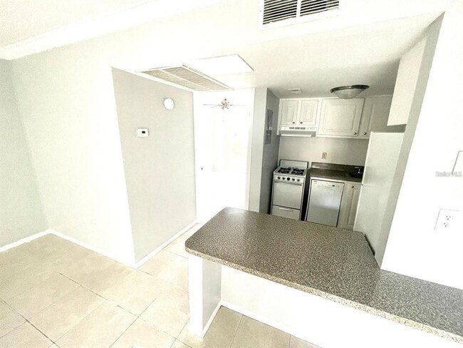 Building Photo - 101 Oyster Bay Cir
