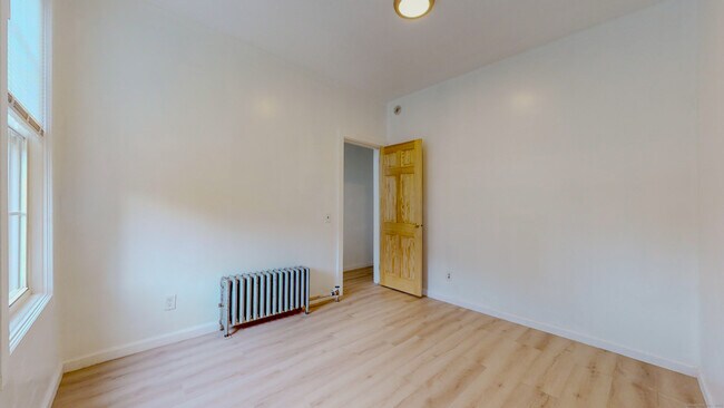 Foto del edificio - 269 Washington Blvd