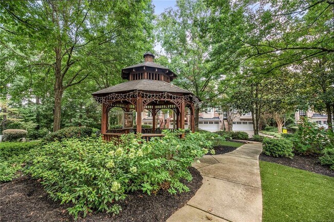 Foto del edificio - 1022 Emory Parc Pl