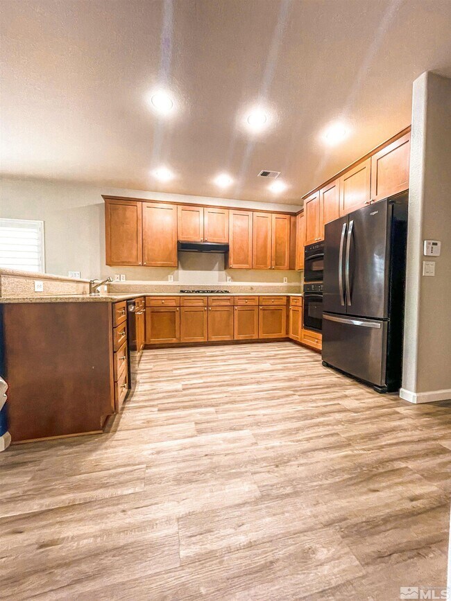 Building Photo - 8181 Highland Flume Cir