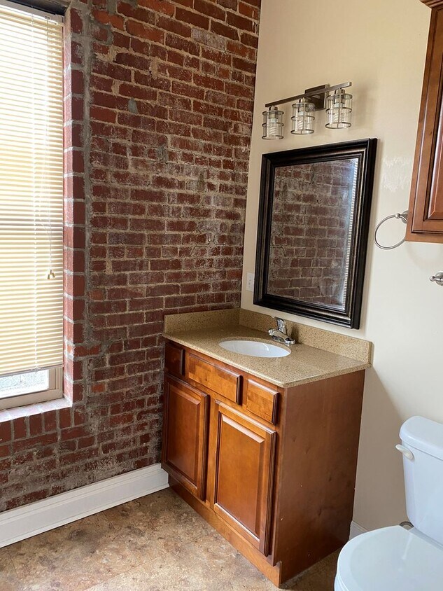 Foto del edificio - Downtown loft apartment, one bedroom one bath