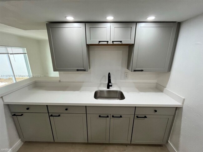 Foto del edificio - 3 br, 2.5 bath House - 1307 Silverado # 1307