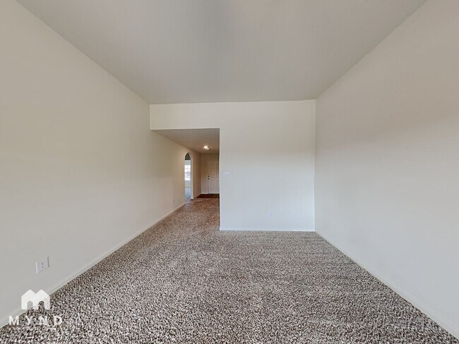 Building Photo - 116 Bandana Cir