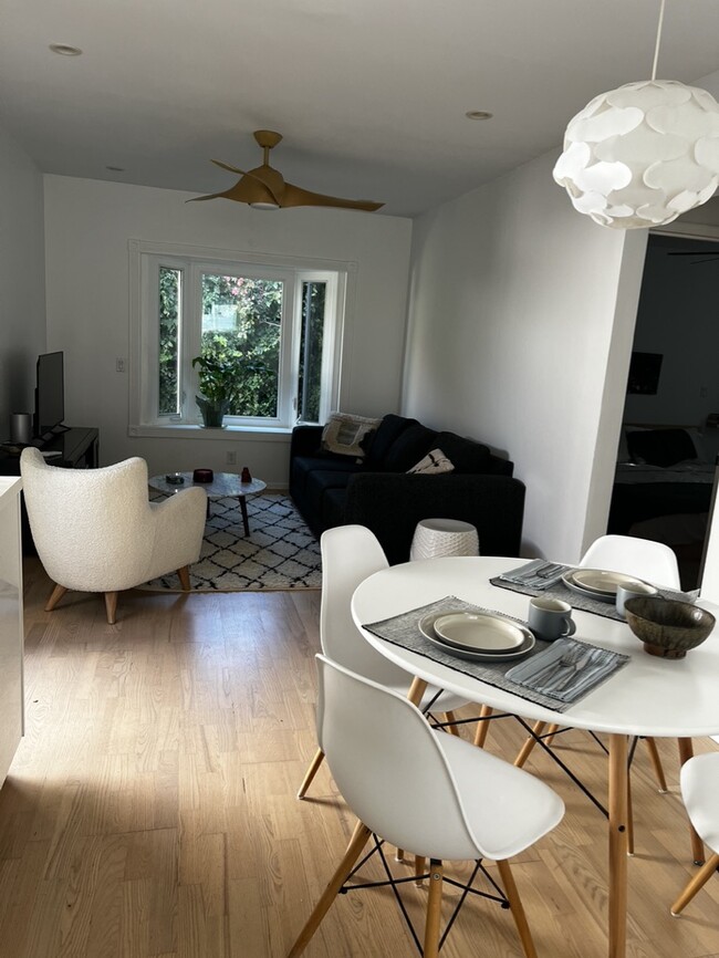 Foto del edificio - 1246 Palms Blvd