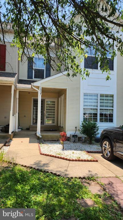 Foto del edificio - 13107 Misty Glen Ln