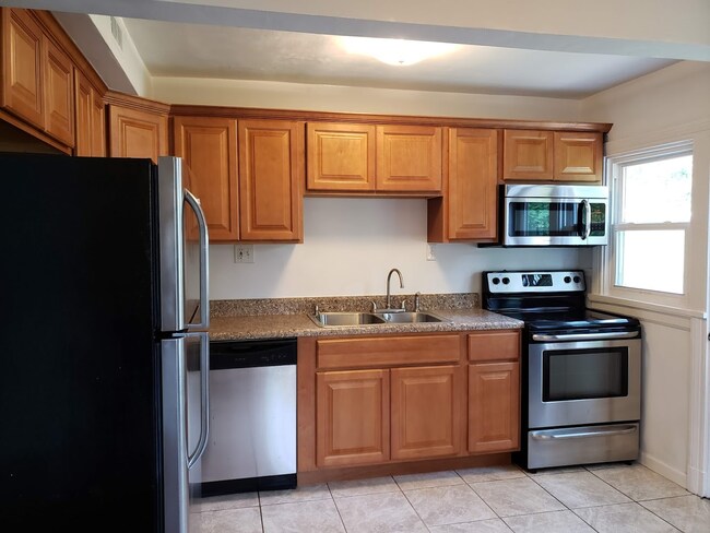 Foto del edificio - 5125 Dorchester Rd