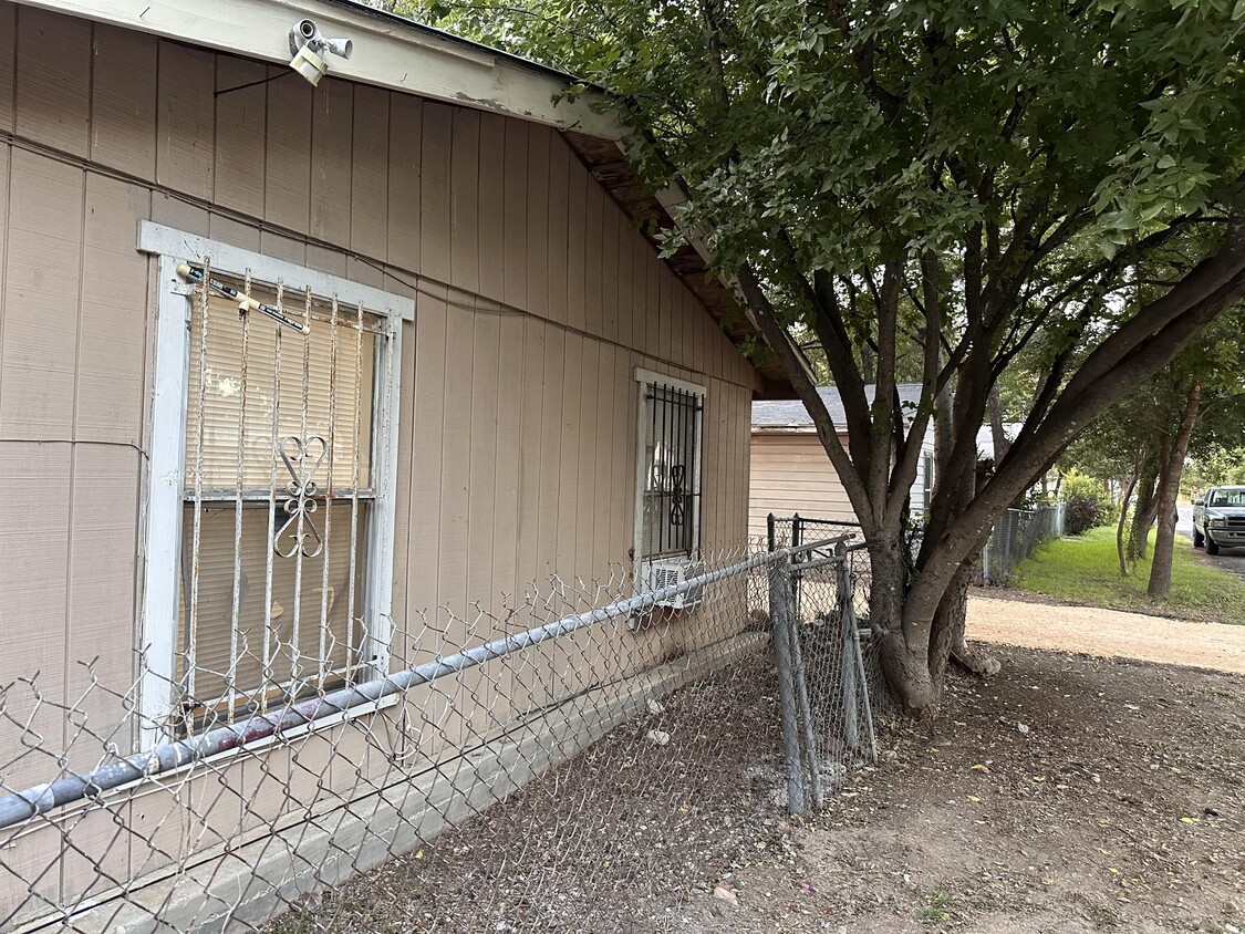 Photo - 601 Cantrell Dr (San Antonio, TX)