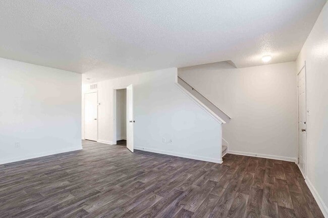 Building Photo - Piedmont Pointe