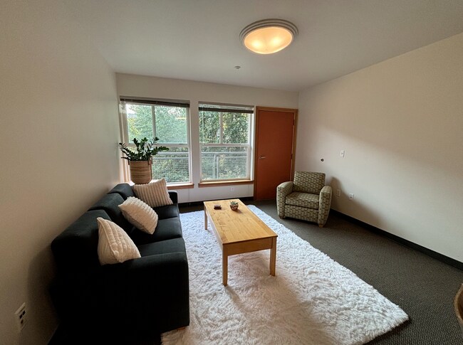 sala de estar - Nordheim Court UW Student Apartments