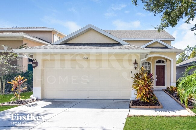 Building Photo - 7847 Foxgrove Dr