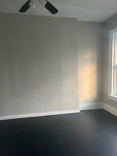 Building Photo - 1524 Blair Ave