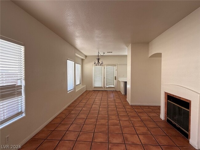 Building Photo - 5740 Crescent Landing St