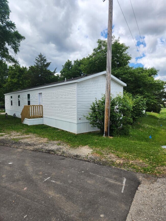 Foto del edificio - 5900 Osage Rd