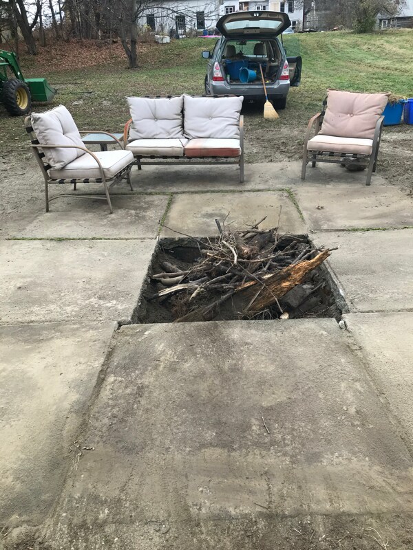 Foto del edificio - 259 River St Ext